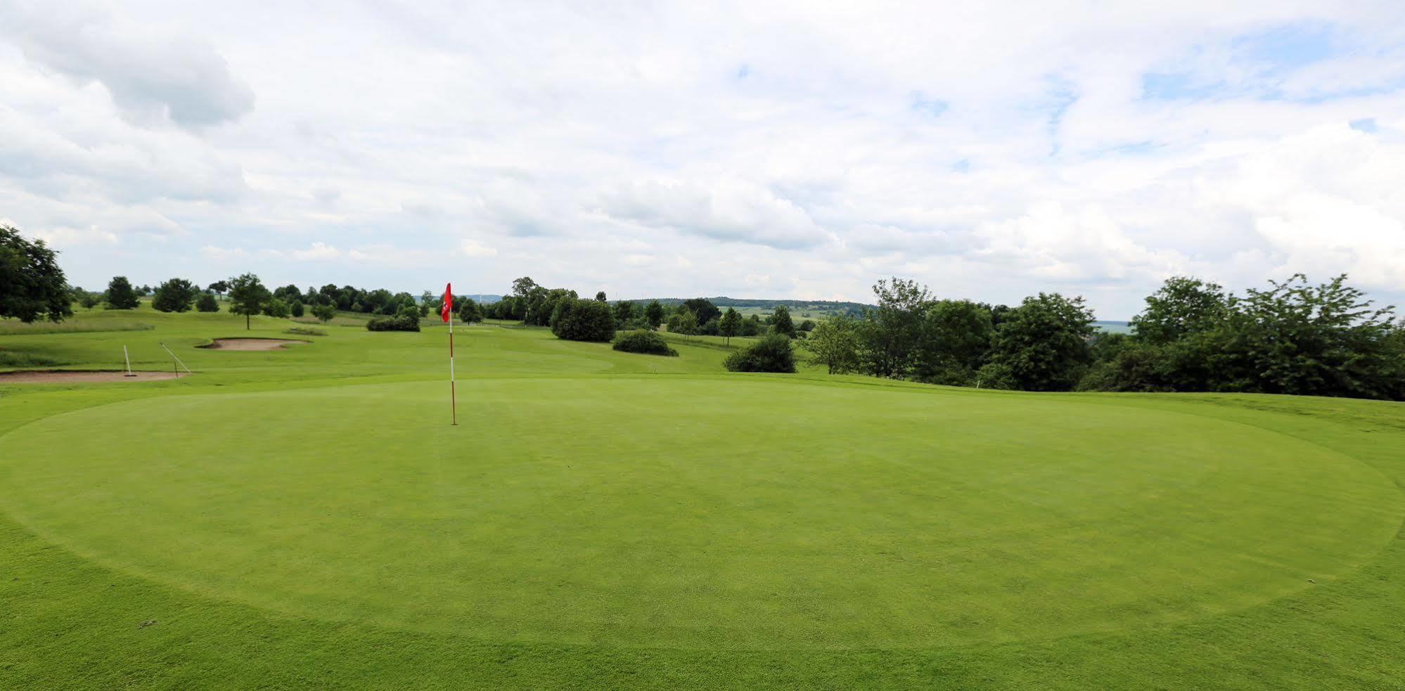 Apartments Golfpark Schlossgut Sickendorf Lauterbach Kültér fotó